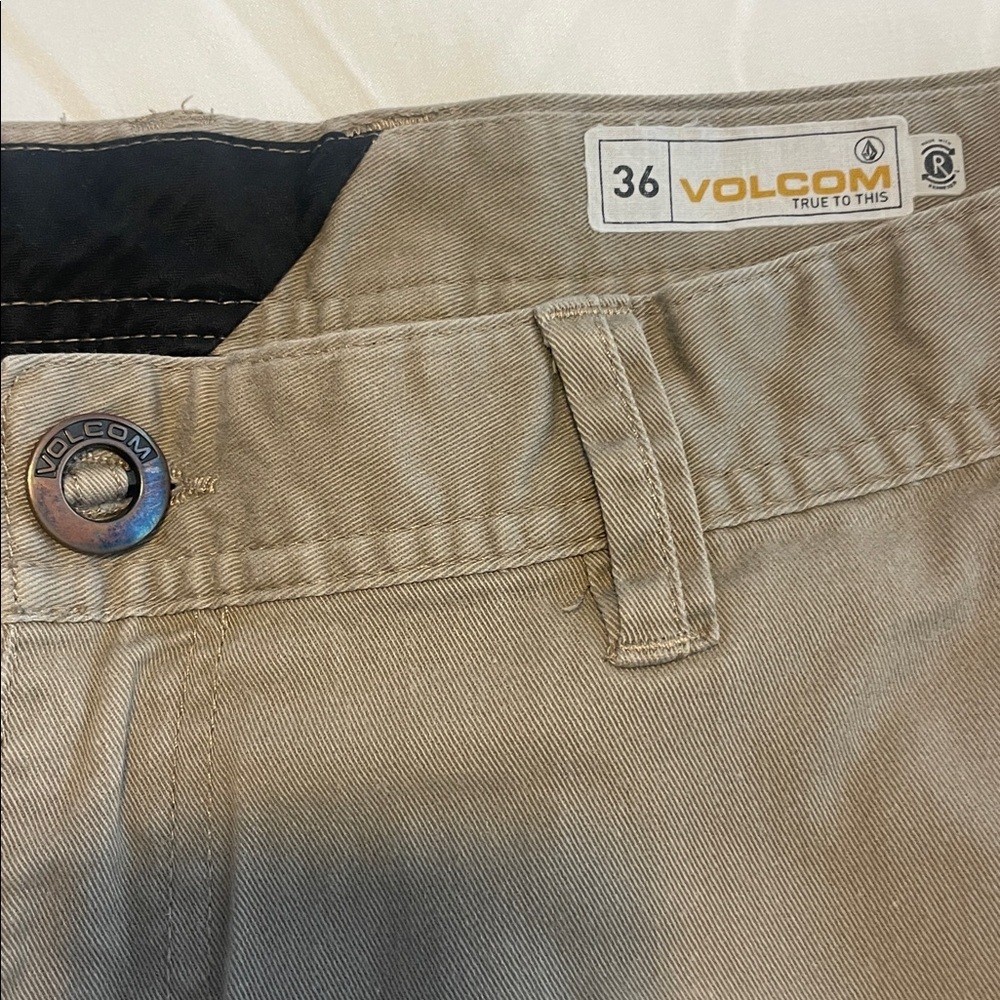 Volcom Men's Khaki Chinos - Picture 2 of 6